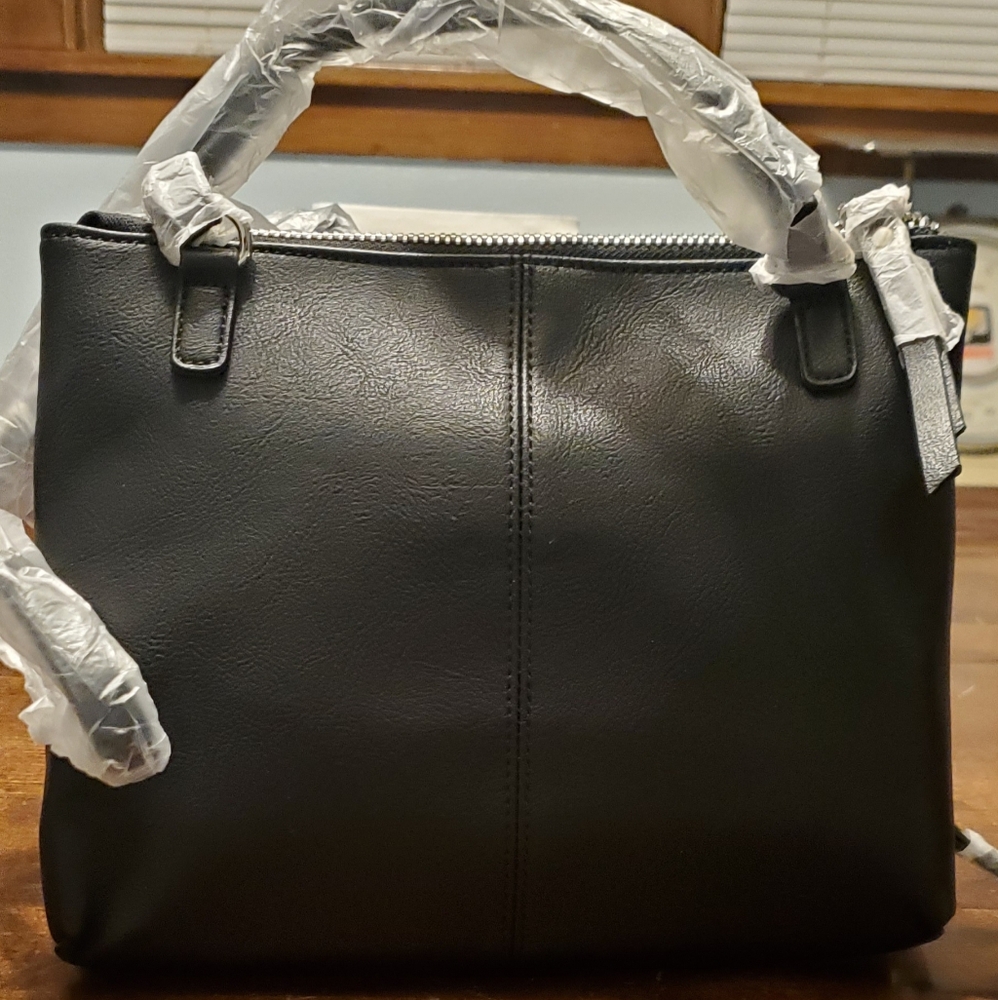 NWT -Steven by Steve Madden  Women’s Purse Crossbody  Black - Perlie. - Picture 2 of 10